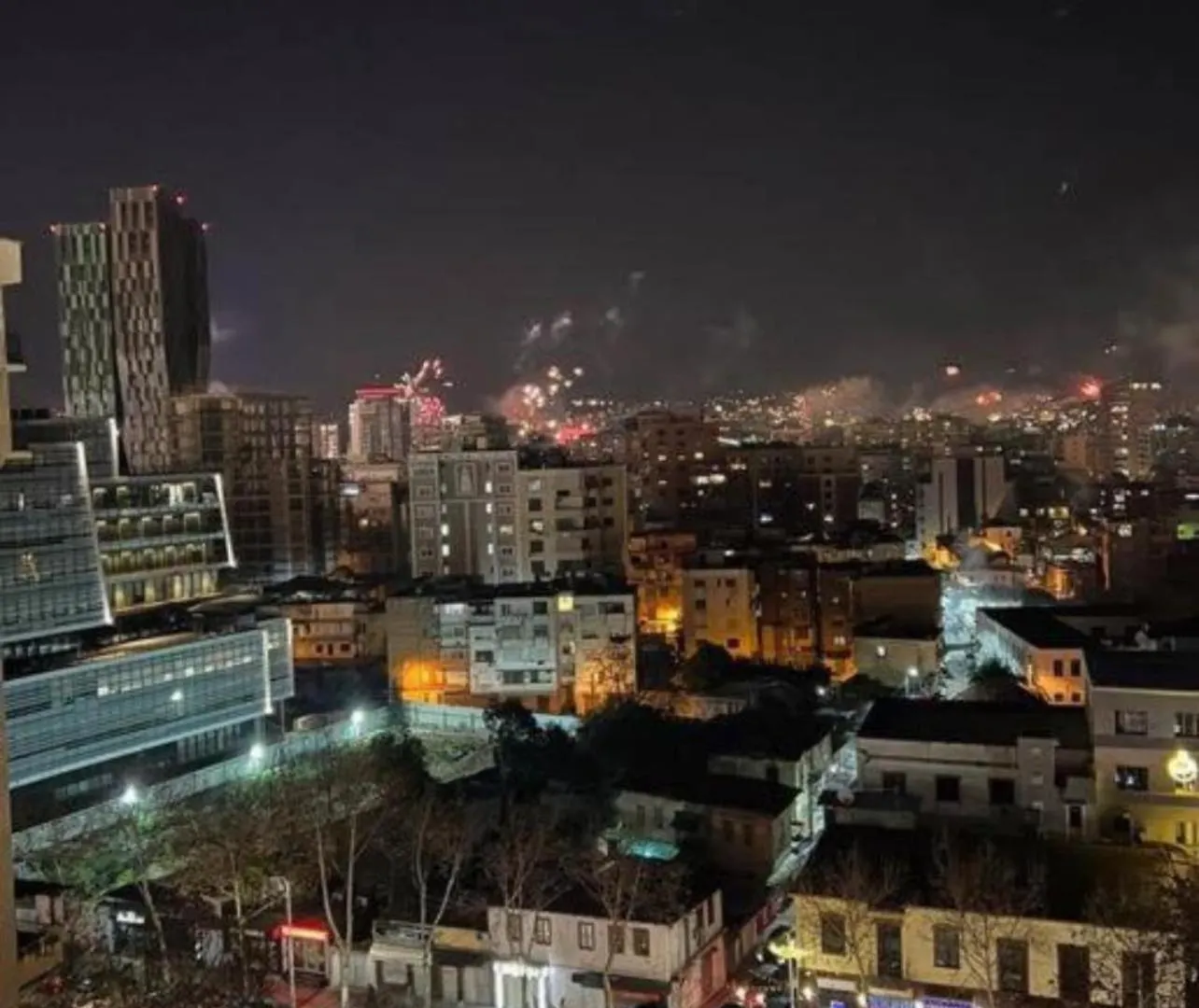 Rooftop City Light Tirana Apartment