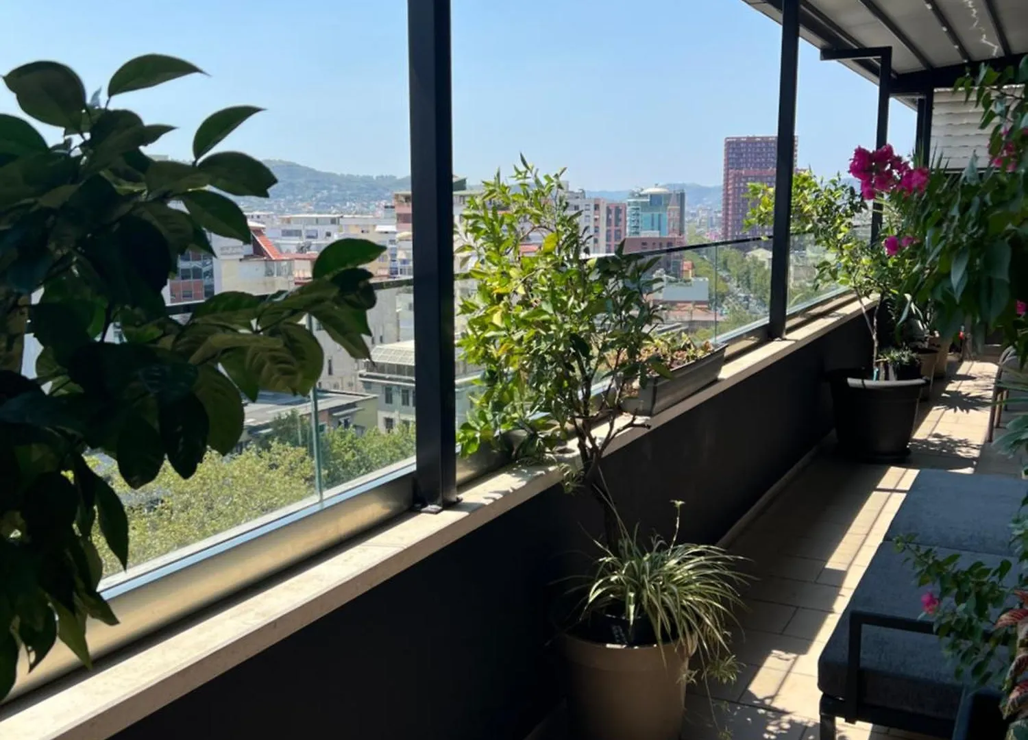 Apartment Rooftop City Light Tirana Albania